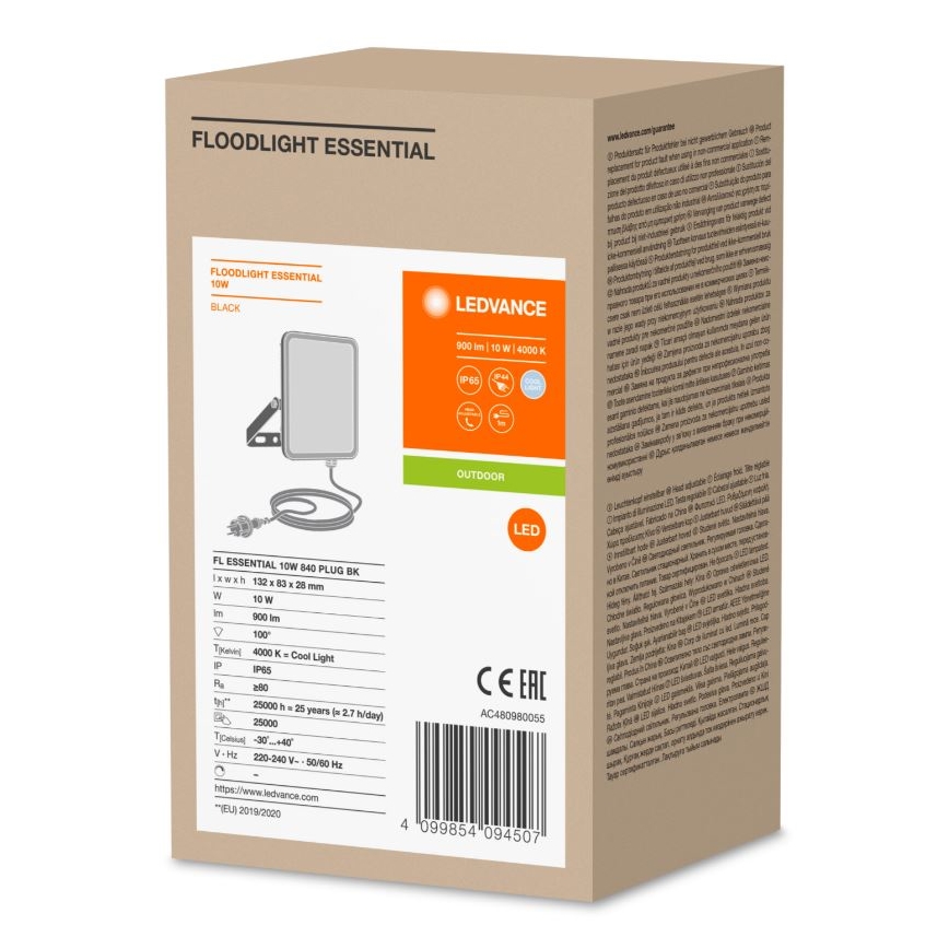 LED reflektor s prívodným káblom je zobrazený na kartónovej krabici. Krabica obsahuje technické údaje: FL ESSENTIAL 10W 840 PLUG BK, rozmery 132x83x28 mm, príkon 10 W, svetelný tok 900 lm, farebná teplota 4000 K (chladné svetlo), IP65, životnosť 25000 hodín.