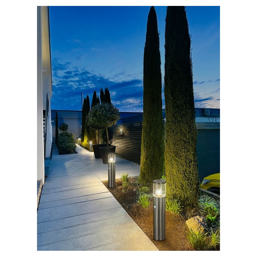 Ledvance - Vonkajšia lampa so senzorom EBRO 1xE27/20W/230V IP44