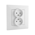 Legrand - Dvojitá domová zásuvka s rámčekom NILOE STEP 250V biela