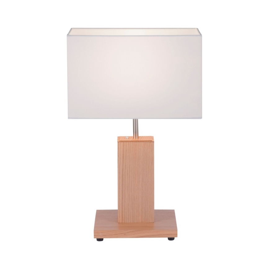 Stolová lampa s bielym tienidlom a dreveným podstavcom stojí na bielom pozadí.