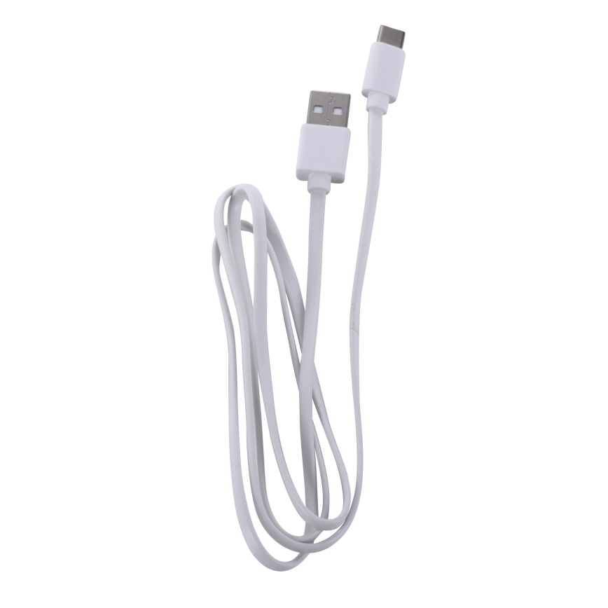 Biely USB kábel leží na bielom pozadí. Kábel má na oboch koncoch konektory: USB-A a USB-C.