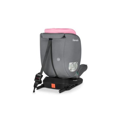 Autosedačka Lionelo je zobrazená zozadu. Je sivá s ružovým vankúšom na opierke hlavy. Je pripevnená bezpečnostnými pásmi a má čiernu základňu.