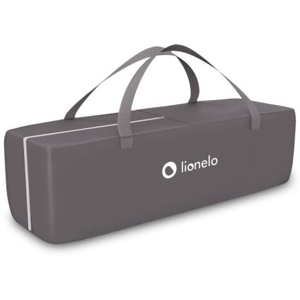 Šedá prenosná taška s dvoma úchytmi na prenášanie. Na taške je logo „lionelo“. Taška je umiestnená na bielom pozadí.