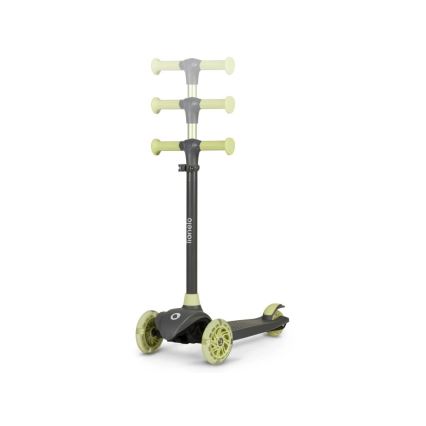 Detský odrážadlový trojkolkový skúter s nastaviteľnou výškou riadidiel, šedá a svetlozelená farba, umiestnený na bielom pozadí. Na riadidlách je logo „Lionelo“.