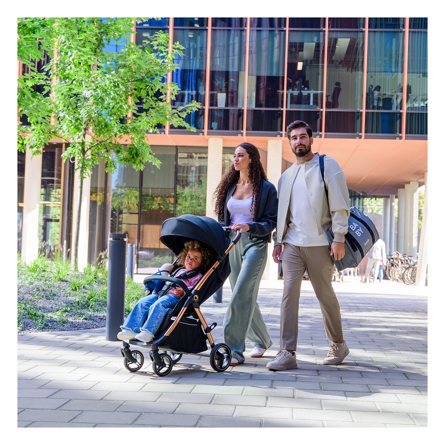 Lionelo - Kočík INGRID čierny