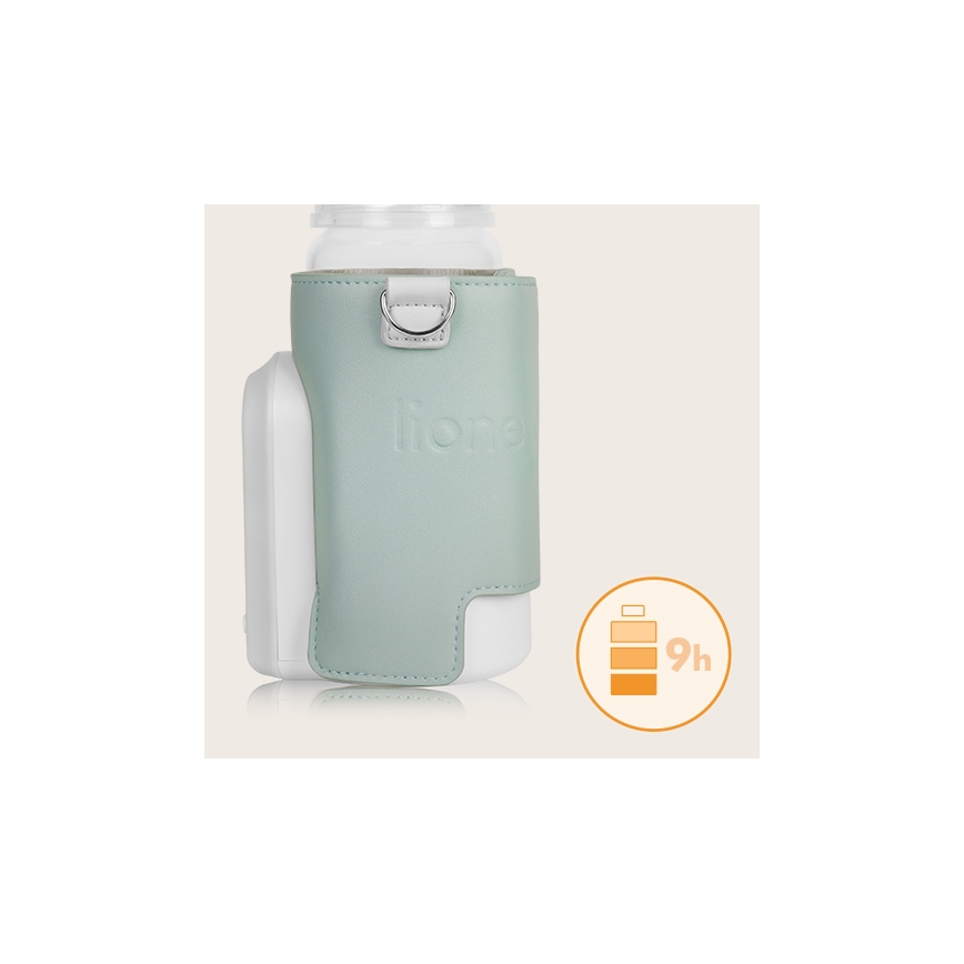 Vyobrazený je prístroj Lionelo v bledomodrom koženkovom puzdre s uškom. Prístroj je čiastočne viditeľný, pripojená je batéria s výdržou 9 hodín.