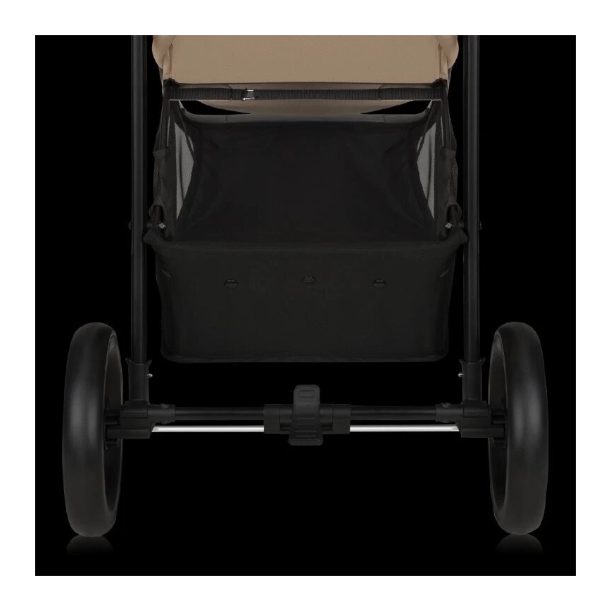 Kočík má pod sedadlom úložný priestor. Je čiernej farby a má dve kolesá. Konštrukcia kočíka je tmavá.