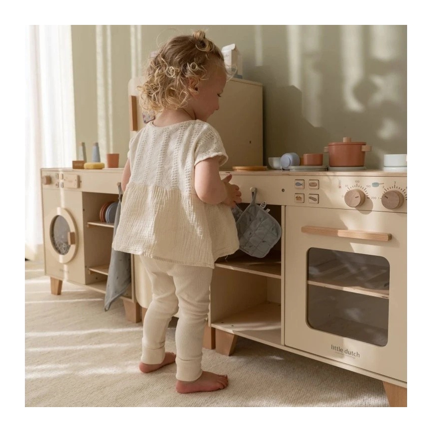 Little Dutch - Drevená kuchynka s príslušenstvom