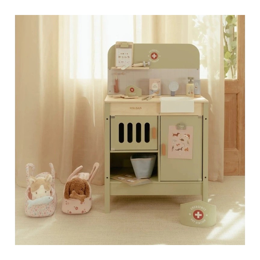 Little Dutch - Drevená veterinárna ordinácia