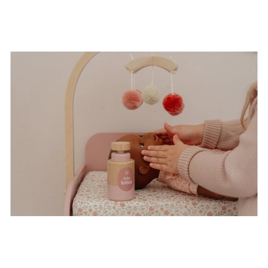 Little Dutch - Drevený prebaľovací pult pre bábiky Soft Flowers