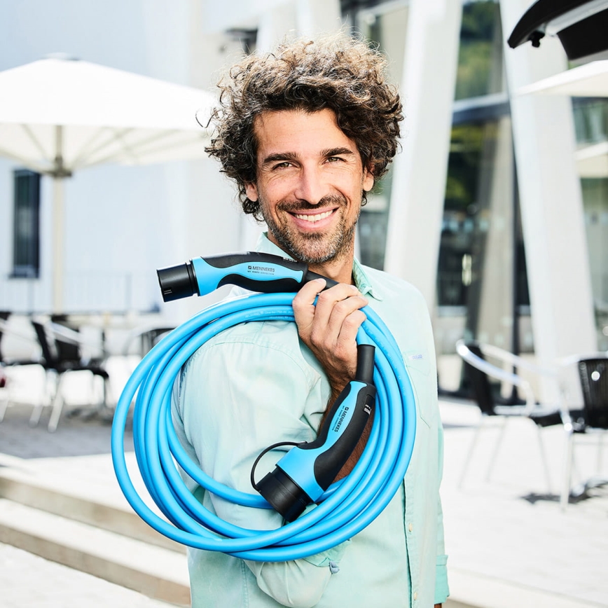 Mennekes - Nabíjací kábel pre elektromobily typu 2 / typu 1 7,5m 3,7kW 20A IP44