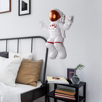 Nástenná dekorácia 47x35 cm astronaut medená