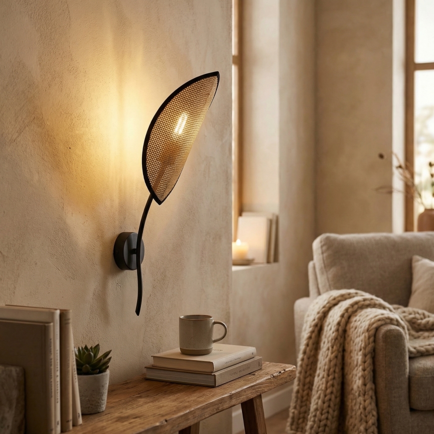 Nástenné svietidlo LOTUS 1xE14/10W/230V čierna/béžová