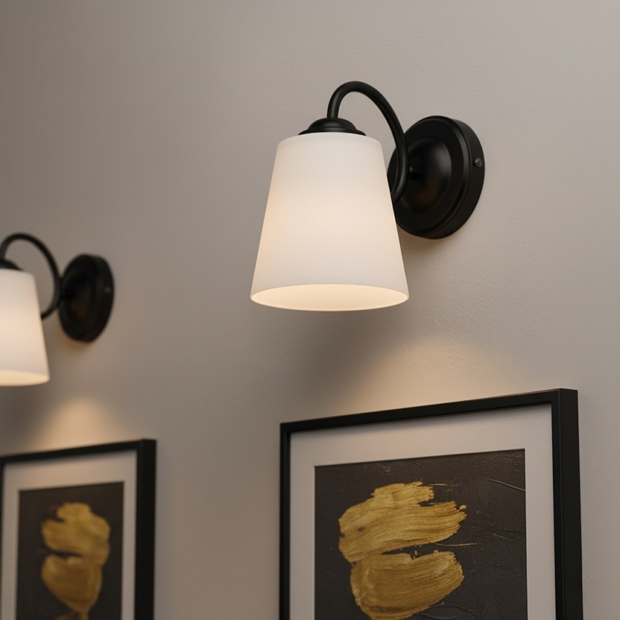 Nástenné svietidlo PAFOS 1xE27/15W/230V čierne