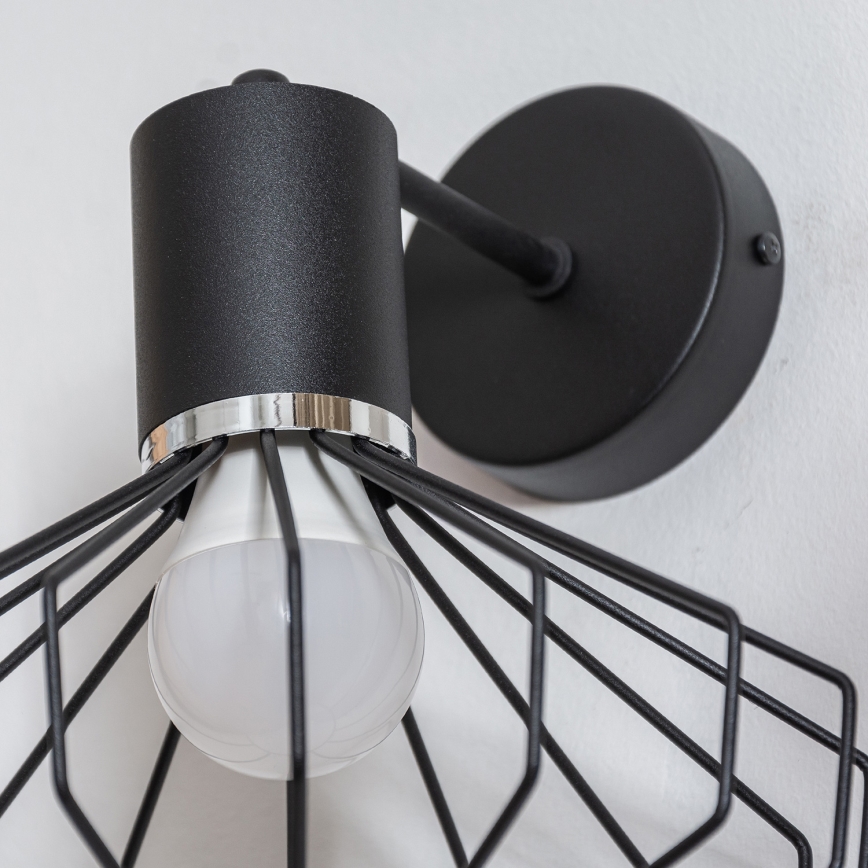 Nástenné svietidlo SOLANO 1xE27/15W/230V čierna/lesklý chróm