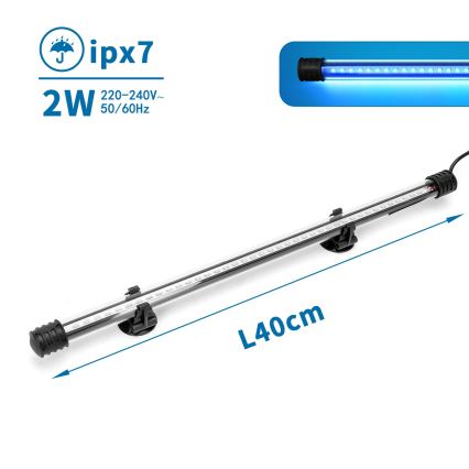 LED svetlo s dĺžkou 40 cm je pripevnené k podložke. Má výkon 2W, napájanie 220-240V/50/60Hz a krytie IPX7.