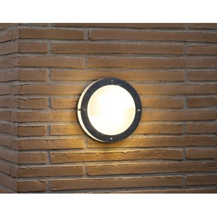 Nordlux - Vonkajšie nástenné svietidlo MALTA 1xE27/60W/230V strieborná