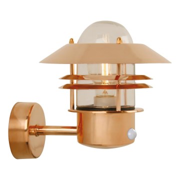 Nordlux - Vonkajšie nástenné svietidlo so senzorom BLOKHUS 1xE27/60W/230V IP54 medená