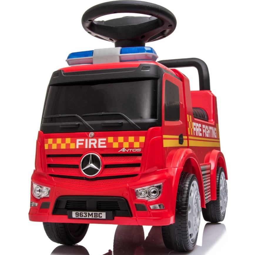 Odrážadlo Mercedes Hasiči červená