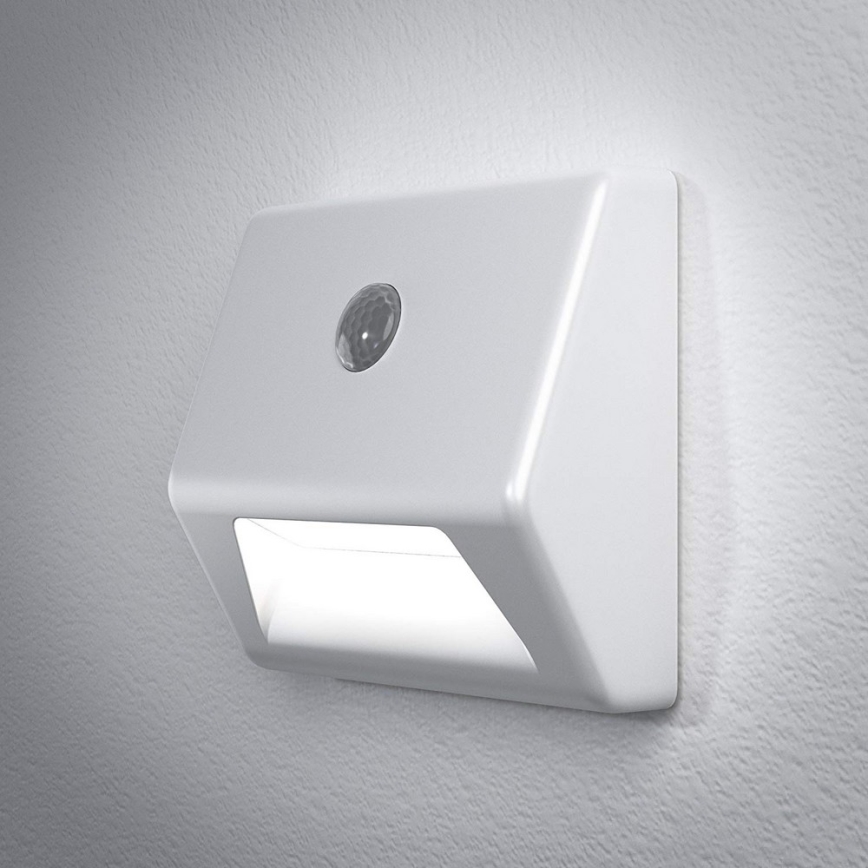 Osram - LED Schodiskové svietidlo so senzorom NIGHTLUX LED/0,25W/3xAAA IP54 biely