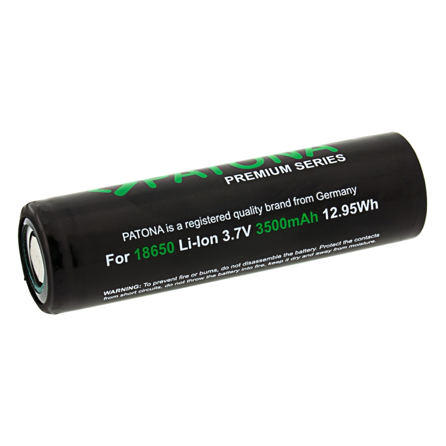 Li-iónová batéria PATONA 18650, 3,7 V, 3350 mAh, 12,40 Wh, stojí vertikálne. Varovanie: Nerozoberať, nekrútiť, neprepichnúť, nelikvidovať v ohni alebo vode.