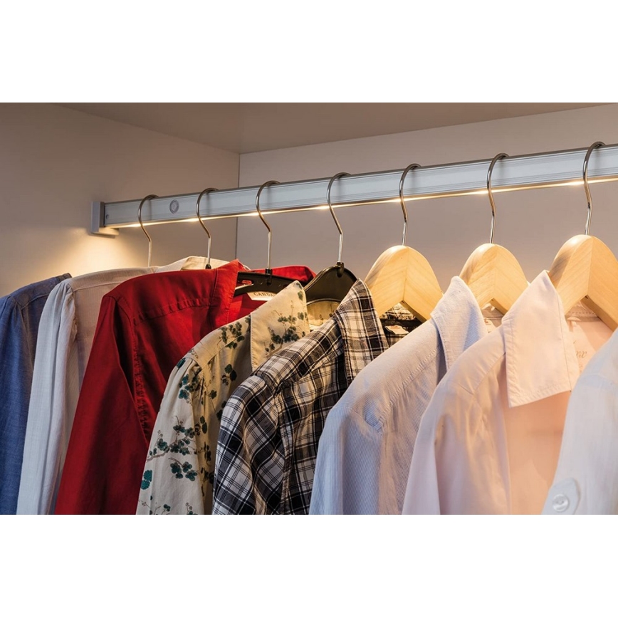 Paulmann 70499 - LED Osvetlenie skrine DRESSLIGHT LED/1,35W/4xAAA