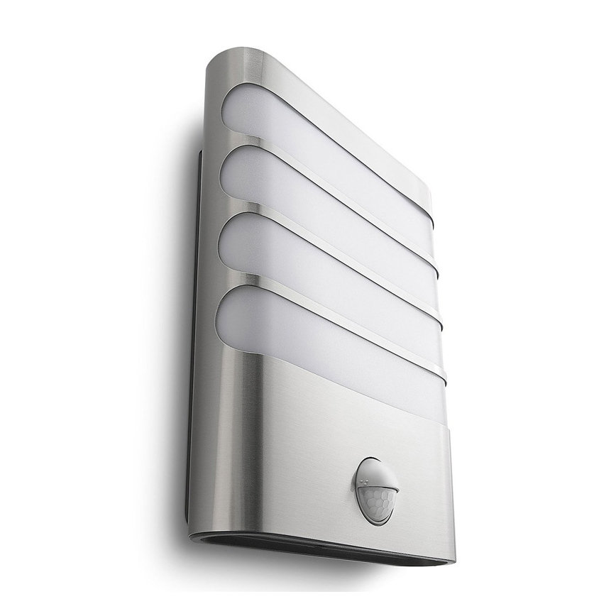 Nástenné svietidlo s pohybovým senzorom osvetľuje priestor. Svietidlo je z nehrdzavejúcej ocele, má tri horizontálne svetelné panely. Je umiestnené na stene.