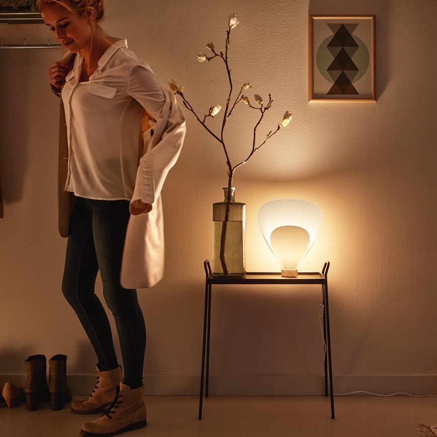 Philips 40879/31/PN - Stolná lampa MYLIVING PINE E27/60W/230V