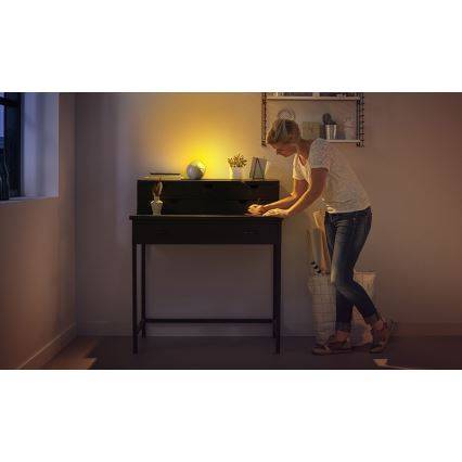 Philips 70105/31/P6 - LED RGB Stmievateľná stolná lampa MYLIVING BERRY 1xLED/3W/5V