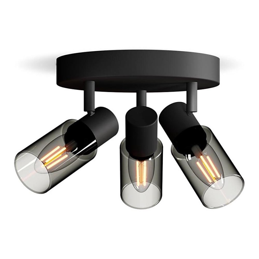 Trojramenné stropné svietidlo s čiernym podstavcom a tromi sklenenými tienidlami s LED žiarovkami. Svietidlo je pripevnené k stropu.