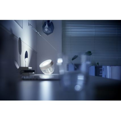 Philips - LED RGB Stmievateľná stolná lampa Hue IRIS LED/8,2W/230V 2000-6500K strieborná