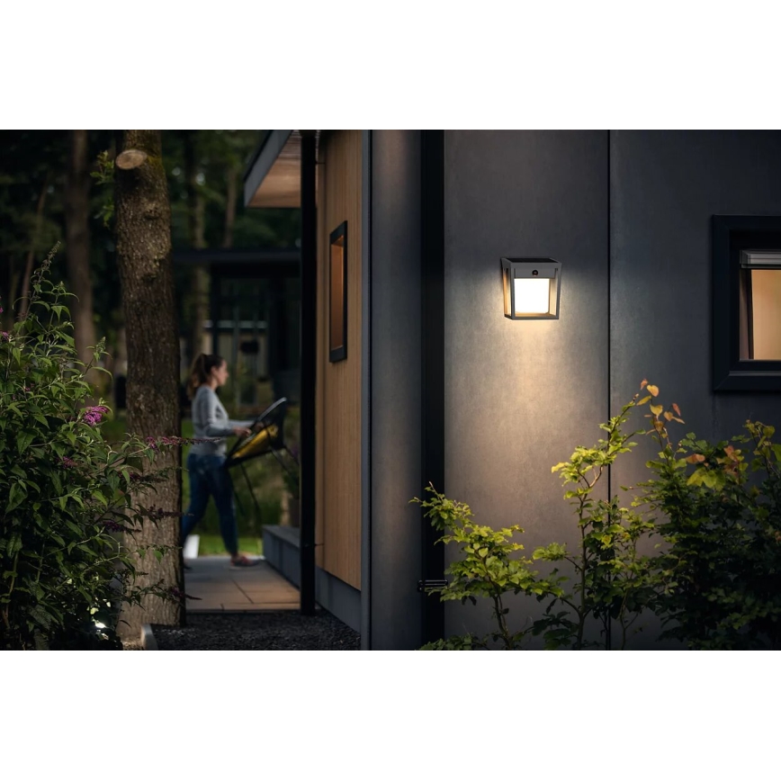 Philips - LED Solárne nástenné svietidlo so senzorom BLAISE LED/1,5W/3,7V 3000K IP44
