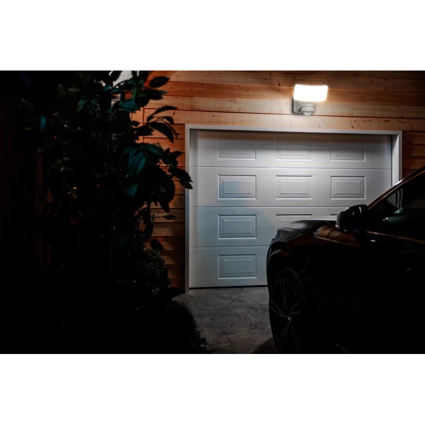 Philips - LED Solárne nástenné svietidlo so senzorom TYLUS LED/6W/3,7V 5000K IP44