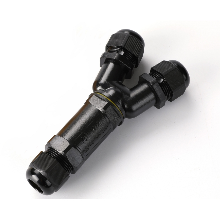 Rozdeľovací káblový spoj rozdeľuje kábel na dva výstupy. Je čierny, plastový, s vidlicovitým tvarom a závitovými spojmi. Vidno na ňom nápis: IP 68, Y-TYPE, D5-76×2×400V. Je umiestnený na bielom pozadí.