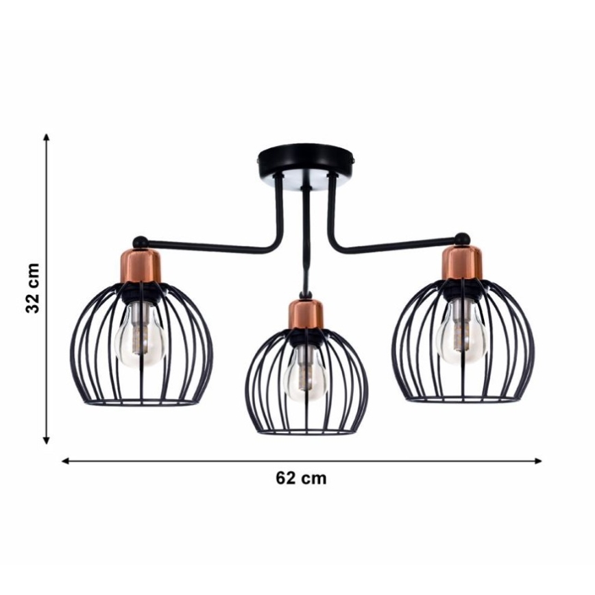 Trojramenné stropné svietidlo s kovovými tienidlami v tvare gule, medenými detailmi a žiarovkami. Rozmery: 62 cm (šírka), 32 cm (výška).