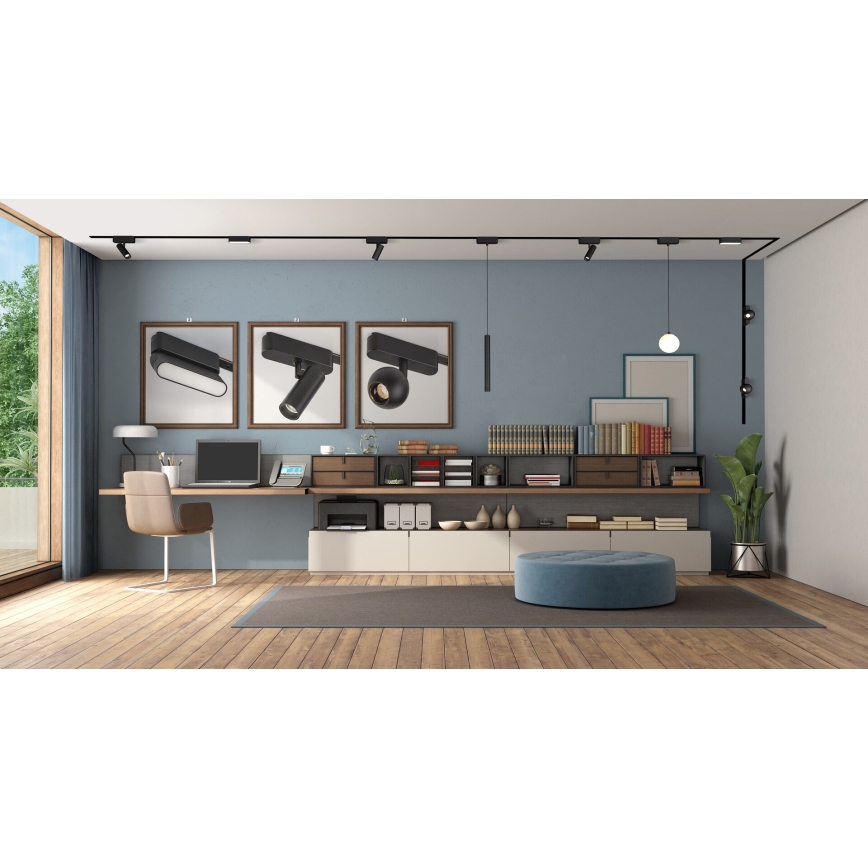 Svietidlá sú umiestnené v modernom interiéri. Na strope je inštalovaný systém koľajnicového osvetlenia s viacerými bodovými svetlami. V miestnosti sa nachádza pracovný stôl, knižnica a sedací vak.