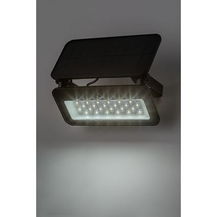 Rabalux - LED solárny reflektor so senzorom LED/8W/3,7V 3000/4000/6500K IP65 2600 mAh