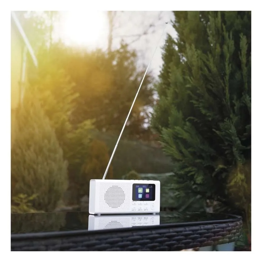 Rádio DAB DAB+ FM 3W/5V/4xAA biela