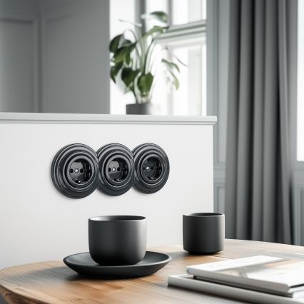 Reblig - trojitá retro domová zásuvka s rámčekom SCHUKO 230V antracit