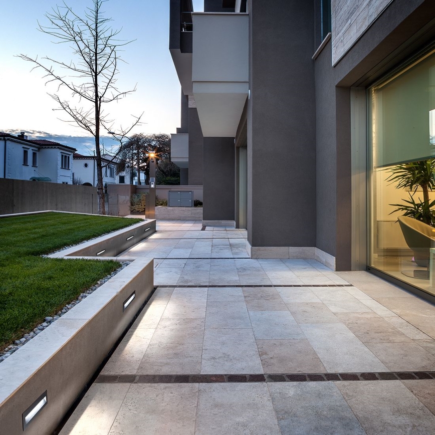 Redo 9092-LED Vonkajšie orientačné svietidlo IGOR LED/6W/230V 3000K IP54 antracit