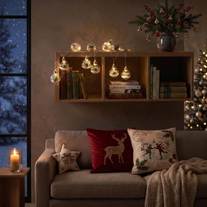 LED vianočný reťaz 10xLED/3xAAA/teplá biela 2,1m gule