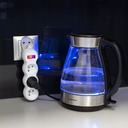 Rozbočovač zásuviek s vypínačom, 3 zásuvky