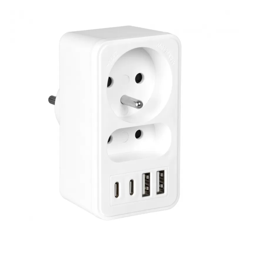 Rozbočovacia zásuvka 2× zásuvky + 2× USB-C + 2× USB-A