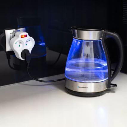 Rozbočovacia zásuvka s vypínačom 3Z