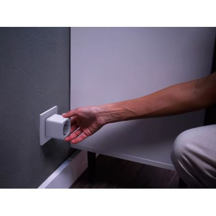 SADA 3x Inteligentná zásuvka Philips Hue Smart plug EU SCHUKO