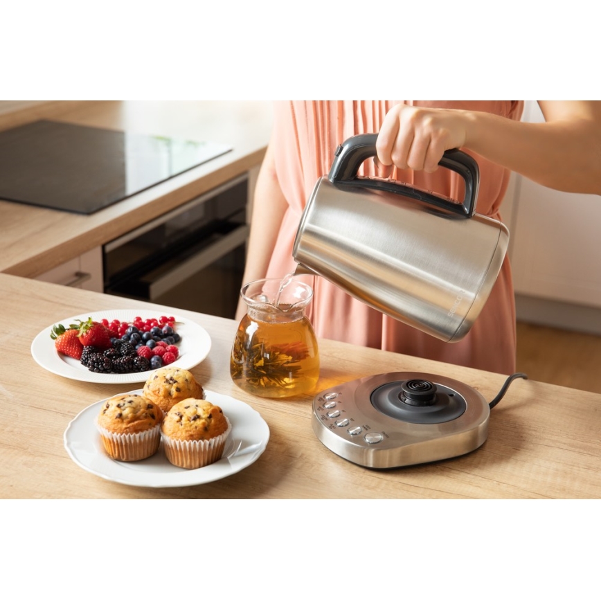 Sencor -  Rýchlovarná kanvica s termoreguláciou 1,7 l 2200W/230V nerez