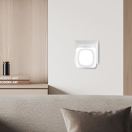 Bezdrôtový zvonček s LED osvetlením do zásuvky 230V/1xCR2032 IP56 biela