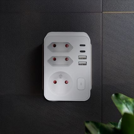Viacnásobná zásuvka 1x16A+2x 2,5A s 2x USB A+C nabíjačkou, biela
