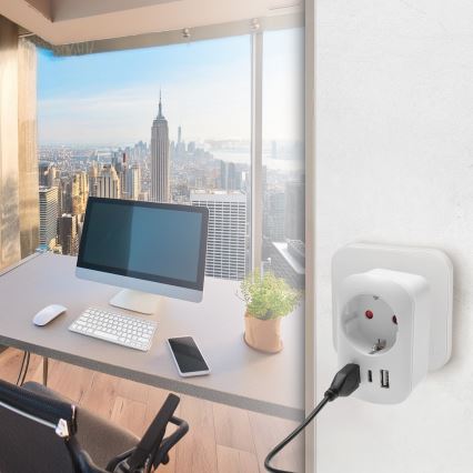 Cestovný adaptér pre USA 230V 2x USB-A + 1x USB-C