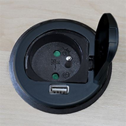 Vstavaná USB zásuvka s viečkom 230V